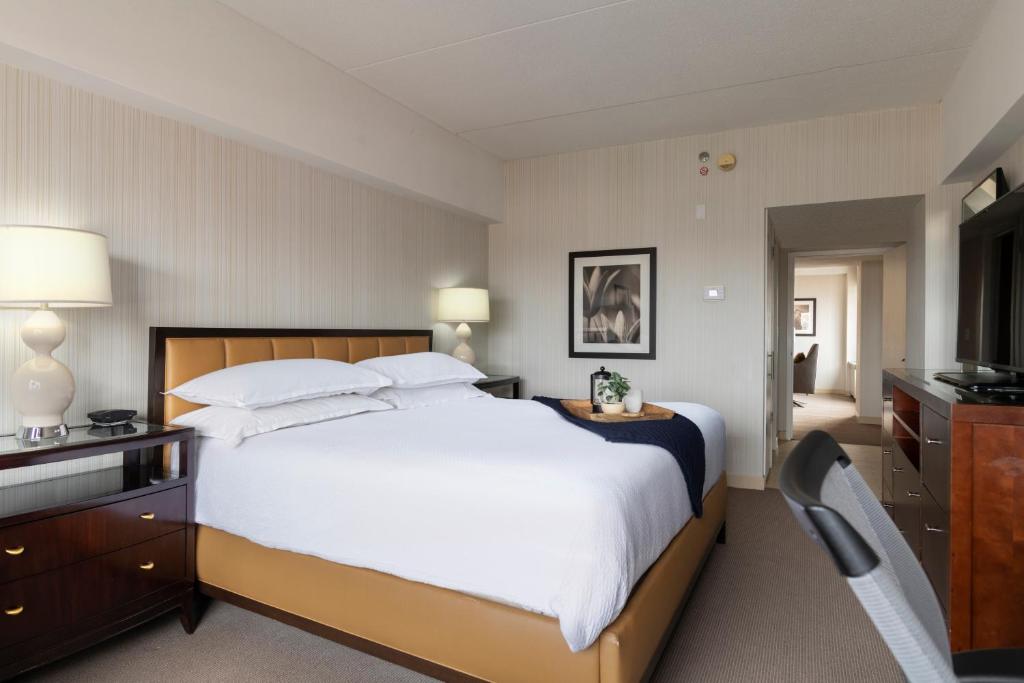 The Stamford Hotel - Suite, Livello Del Club, Suite Esecutiva In 1 Camera Da Letto, 1 Re
