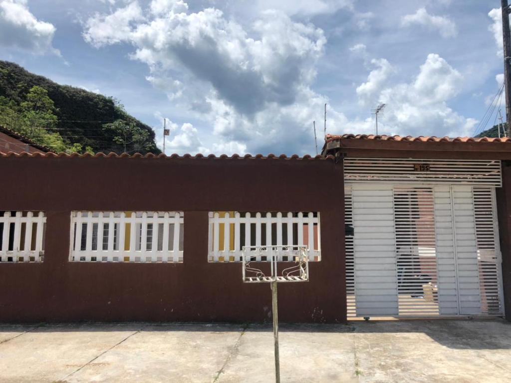  Casa com piscina