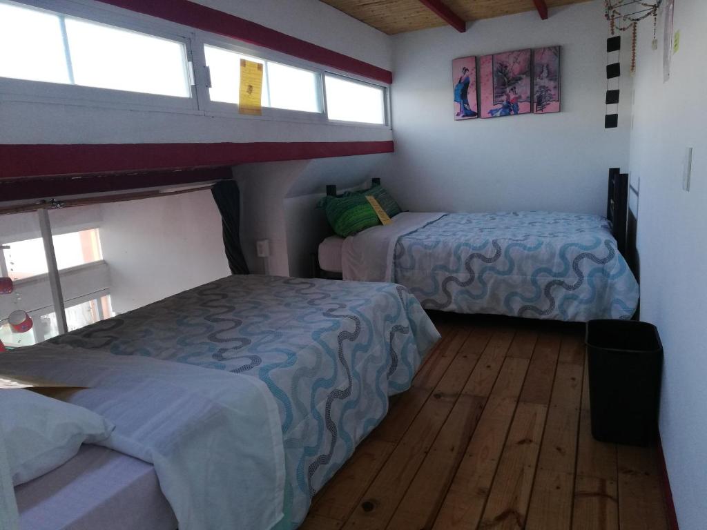 Hostal México Airport CDMX - Chambre Triple Basique Avec Salle De Bains Commune