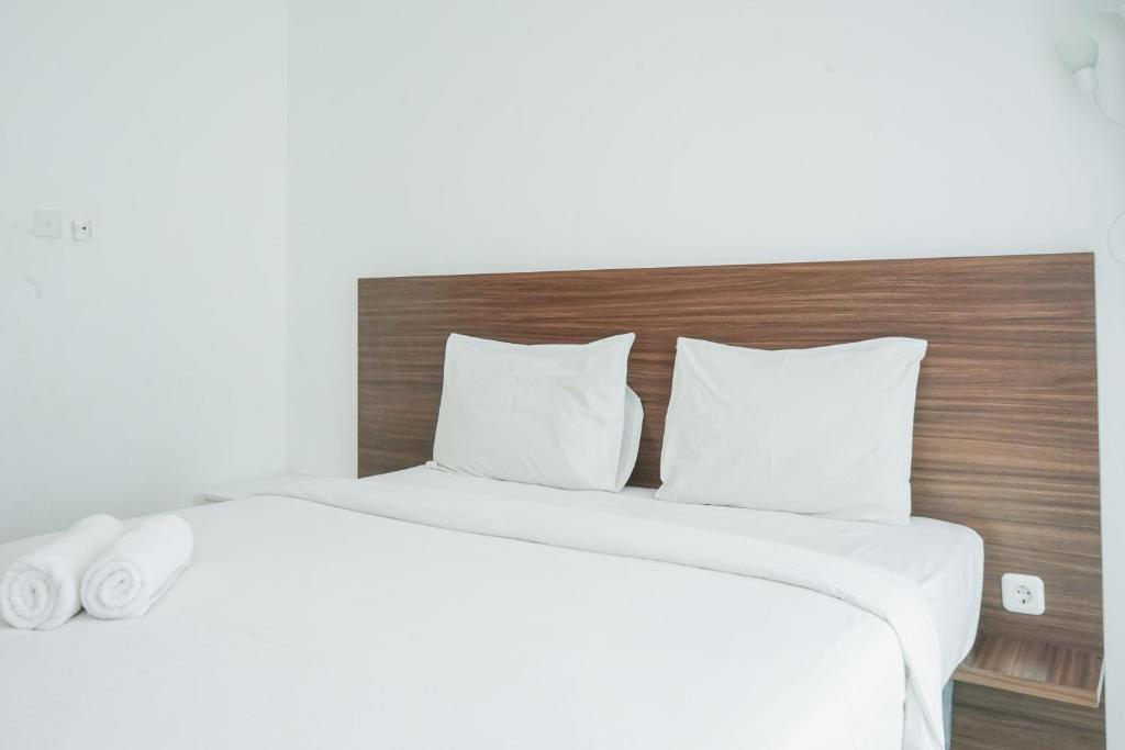 Modern Studio Apartment at Tree Park Cikokol By Travelio - Studio Apartment