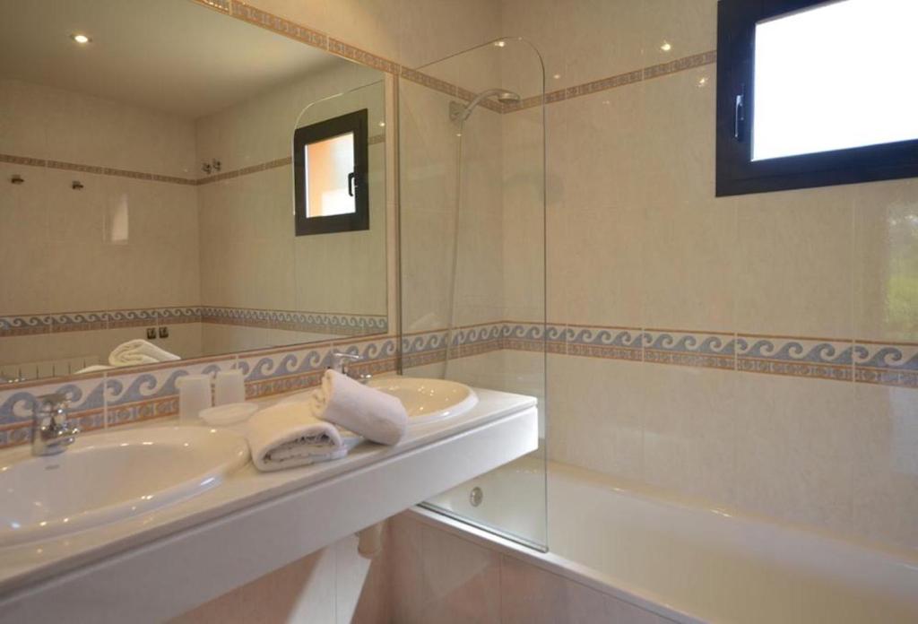 Vacation Home Ses Falugues Mar - Ref 480, Begur, Spain ...