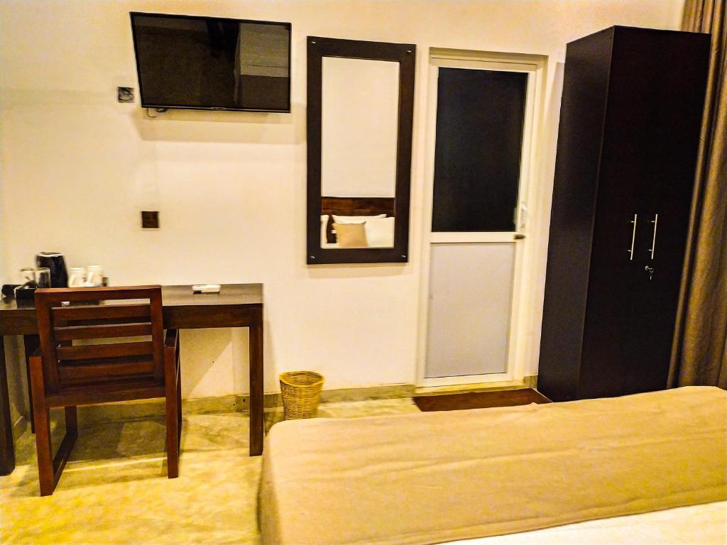 Isi Arana Eco Villa - Deluxe Doppelzimmer (2 Erwachsene + 1 Kind)