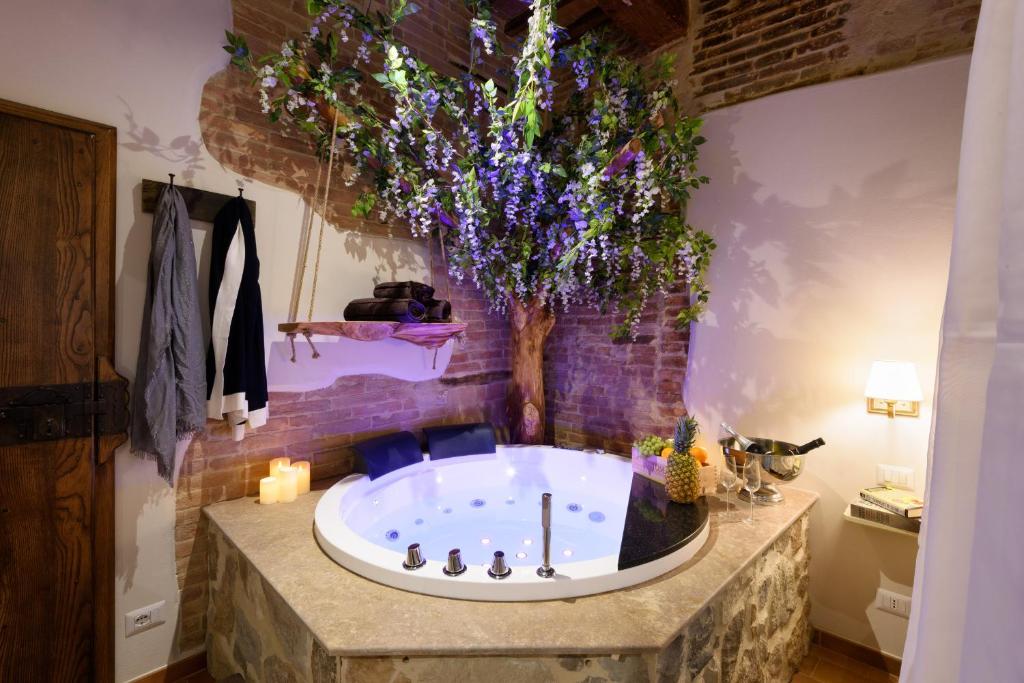 Hortus Conclusus + free parking - Appartement D'une Chambre