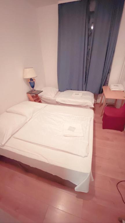 Märkischer Hof Hotel - Resim 26