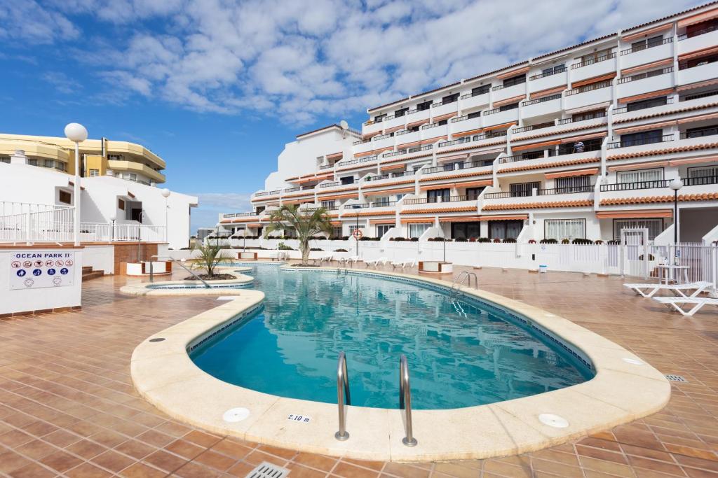 Bazén v ubytovaní Home2Book Paradise Costa Adeje, Pool alebo v jeho blízkosti