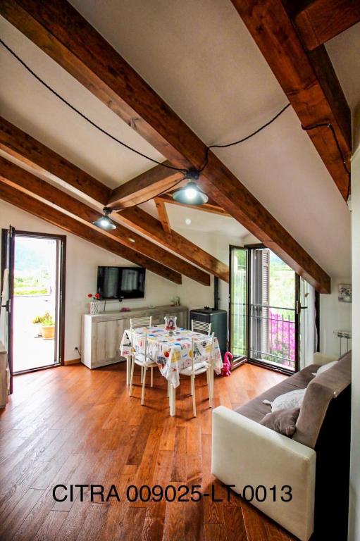 Villa Marco Aurelio - Apartment With Terrace