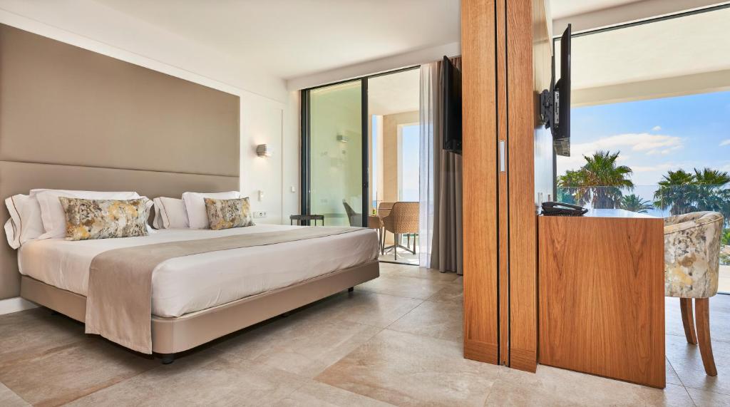 Insotel Punta Prima Prestige Suites & Spa, Punta Prima ...