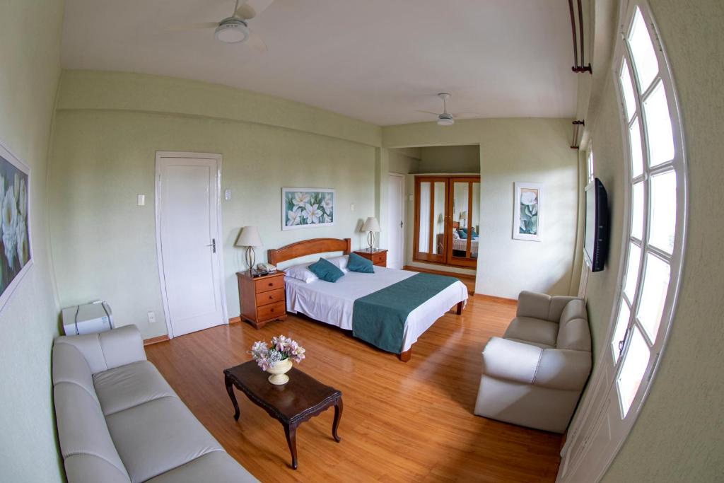  Imperador Hotel
