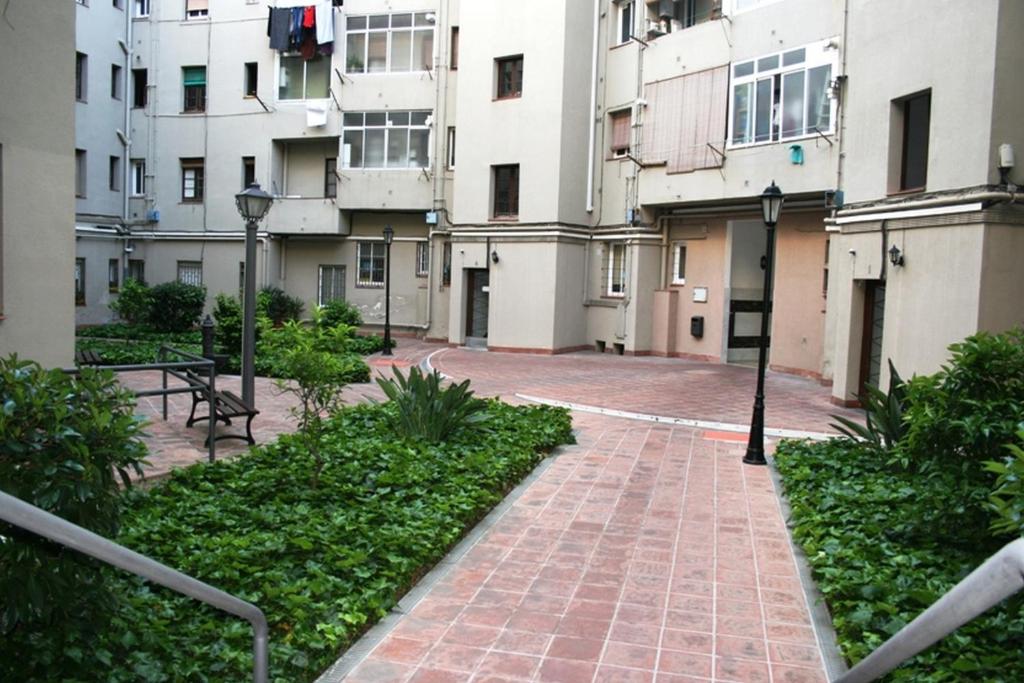 Budova, v ktorej sa apartmán nachádza