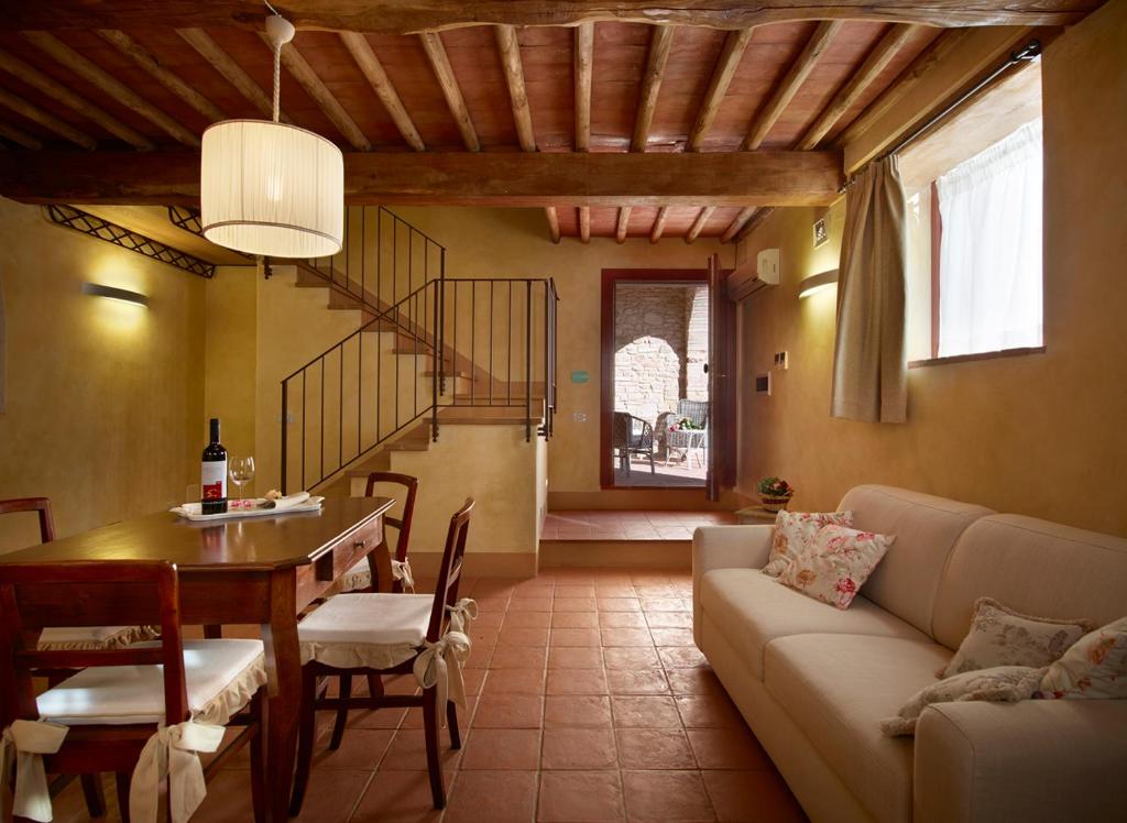 Posezení v ubytování Relais Borgo Petrognano