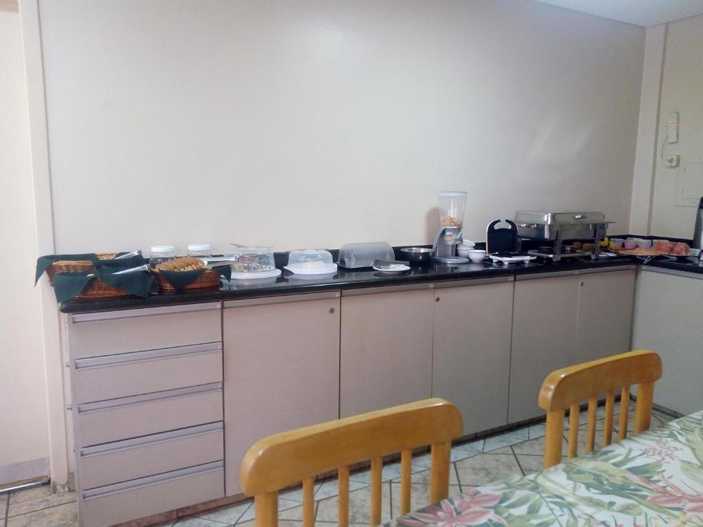 Hotel Nacional Service
