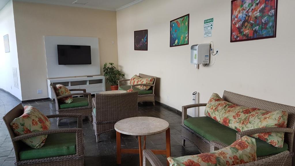  Flat Angra Inn