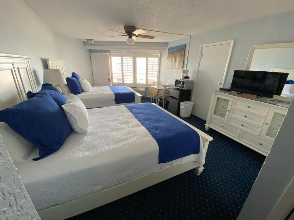 Coral Sands Inn photo
