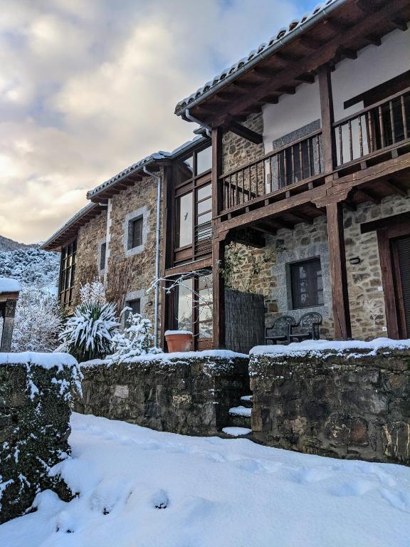 Olmares Terrace Apartment - Picos de Europa, Lomeña – Updated ...