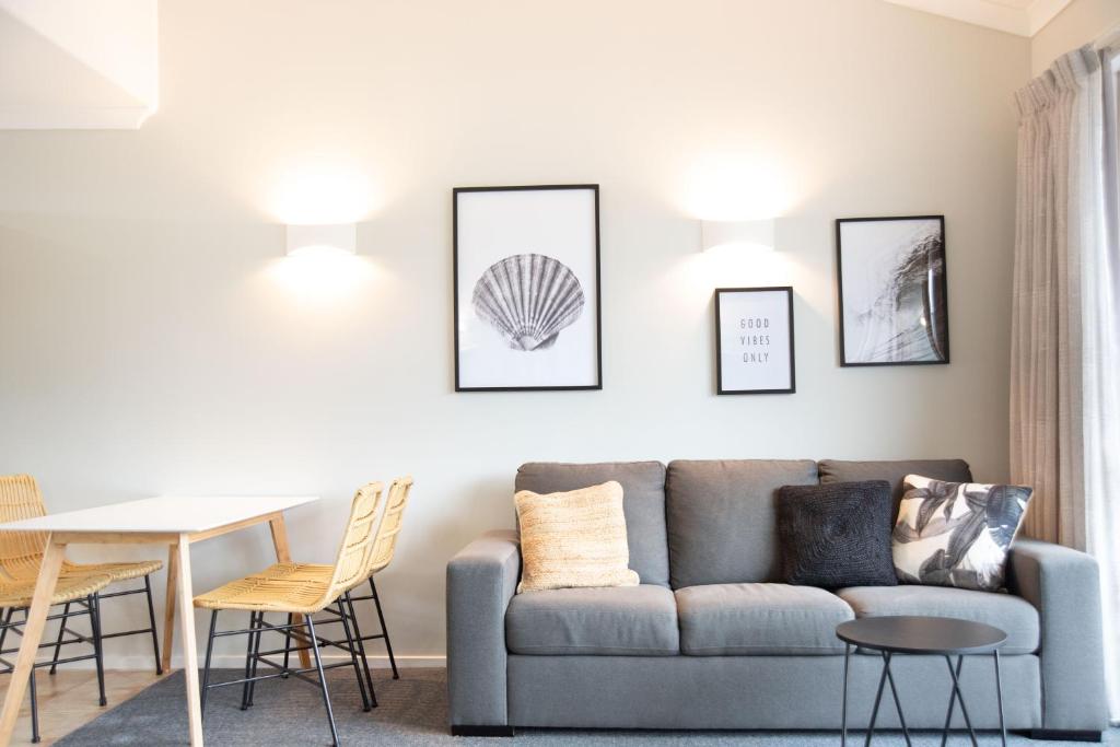 
Studio with Kitchenette
