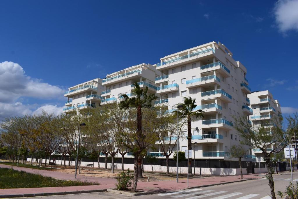 Blaumar Mediterranea AP760, Piles – Updated 2023 Prices