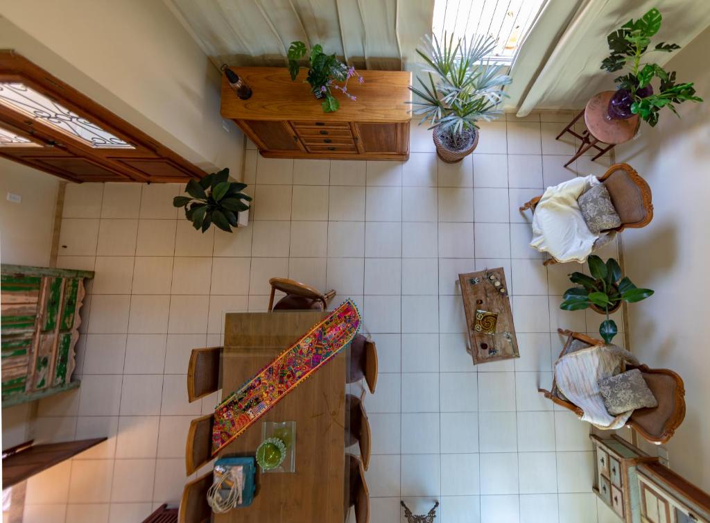  Casa grande com piscina