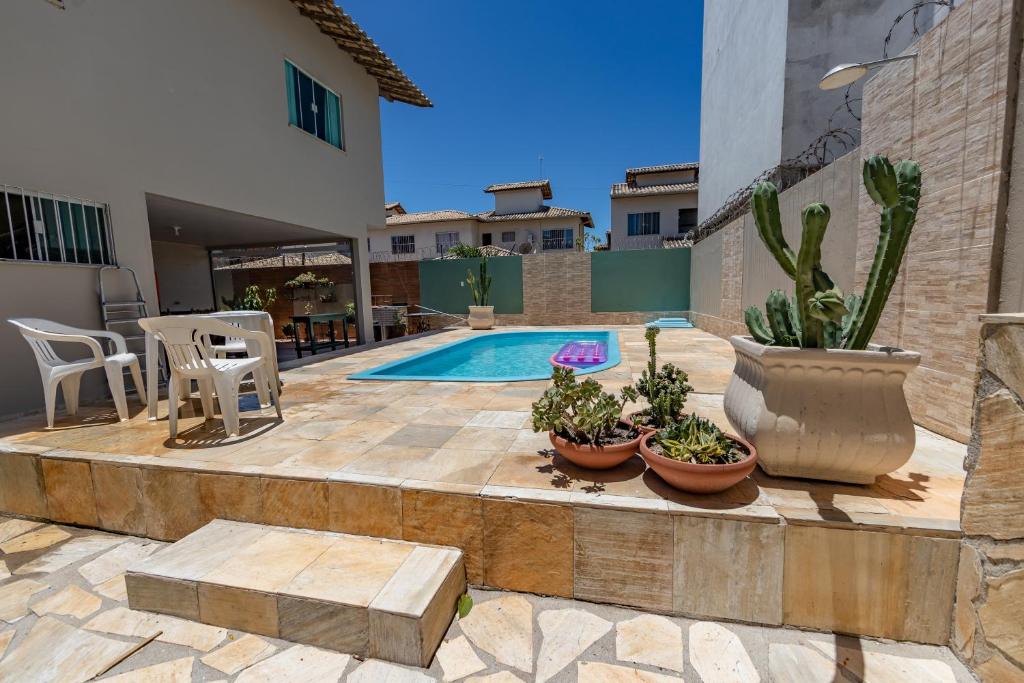  Casa grande com piscina