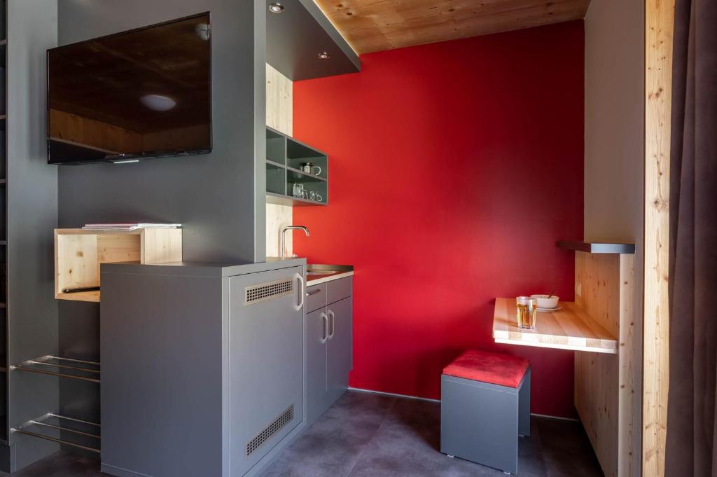 Kuchyň nebo kuchyňský kout v ubytování Base Aktivhotel Montafon