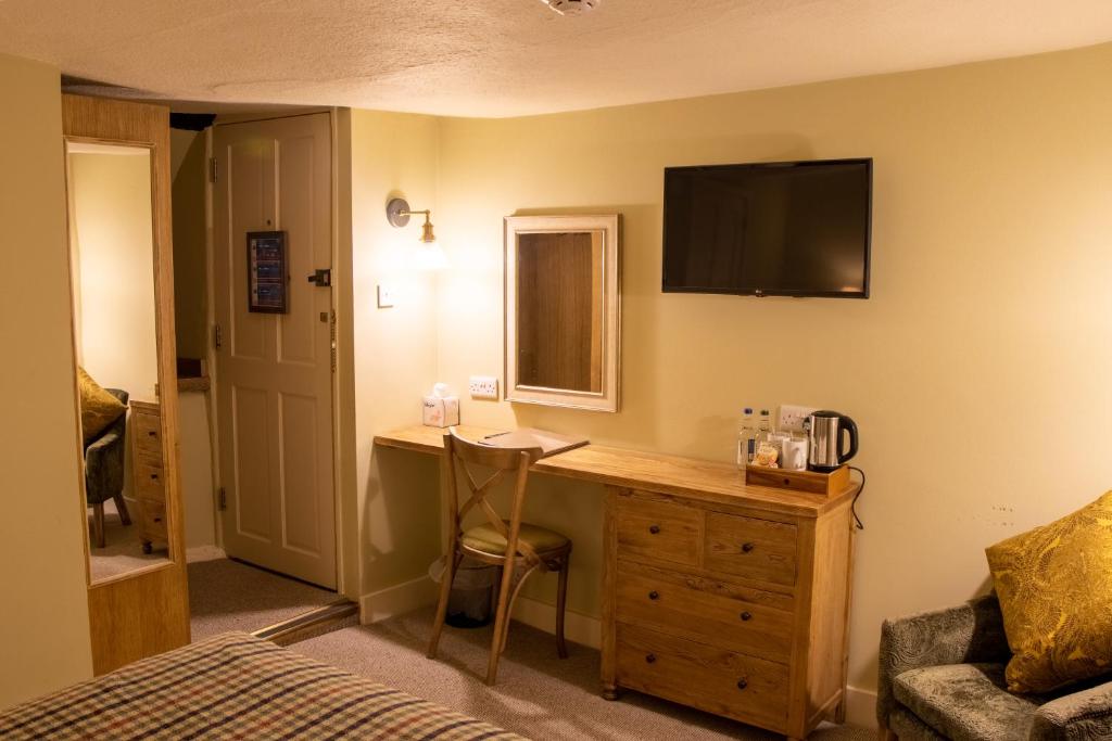 The Green Dragon - King Room