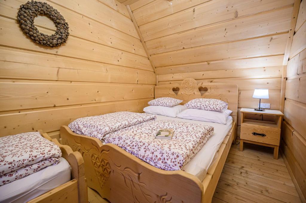 Posteľ alebo postele v izbe v ubytovaní Sun&Ski Maciejówka