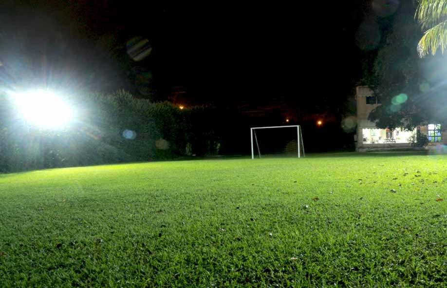  CASA AC FUTEBOL PISCINA SAUNA CHURR E PIZZA LENHA