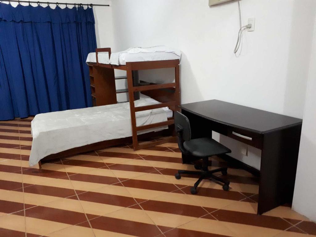  CASA AC FUTEBOL PISCINA SAUNA CHURR E PIZZA LENHA