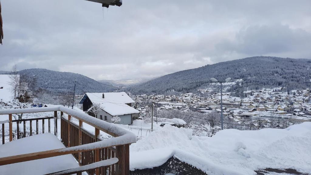 F2 SUR LES HAUTEURS DE GERARDMER im Winter