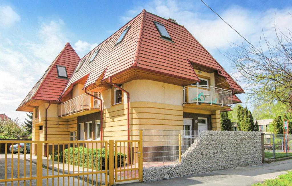 KataKunyhó 8360 Keszthely, György Bíró utca 2/A kép - 1