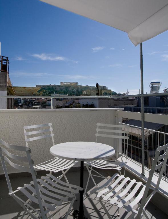 SYNATHENS APARTMENTS & STUDIOS - 8