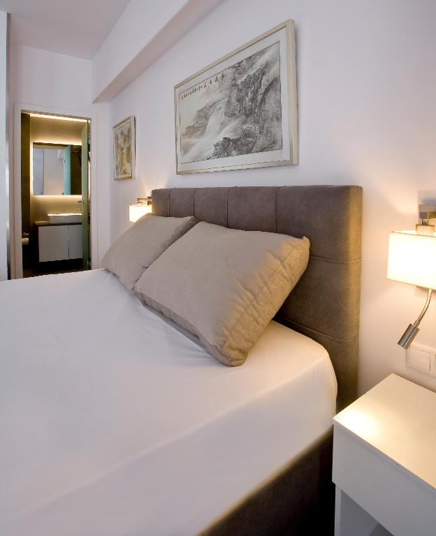 SYNATHENS APARTMENTS & STUDIOS - 4