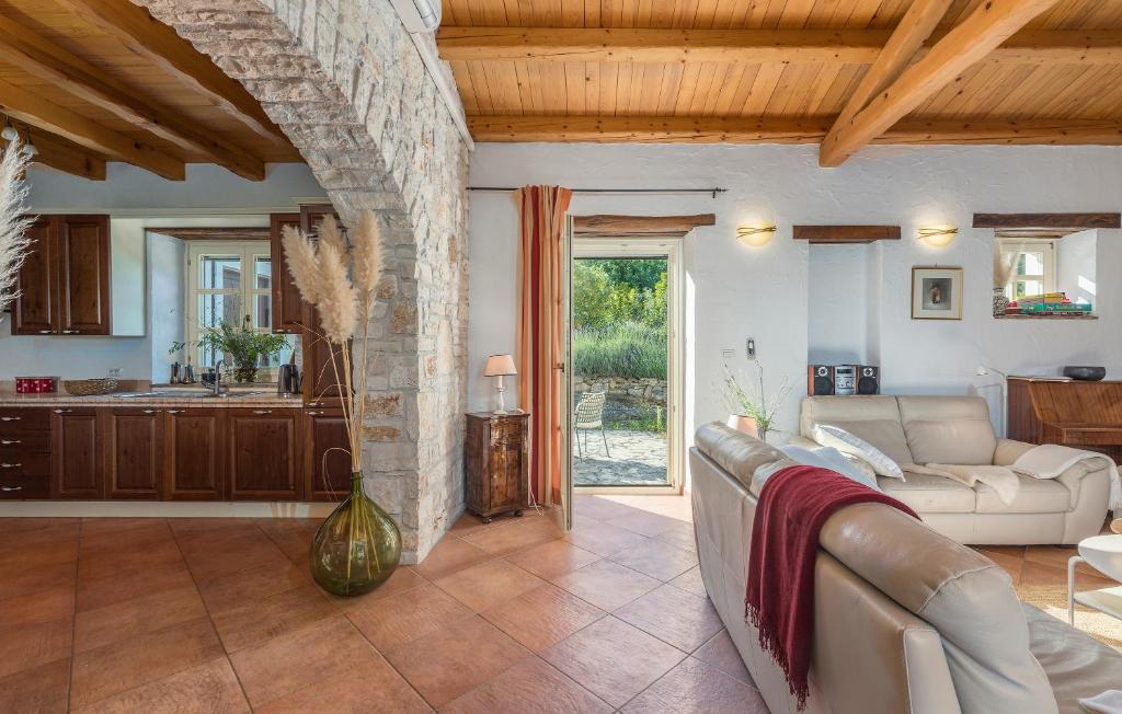 Kuchyň nebo kuchyňský kout v ubytování Villa Livia