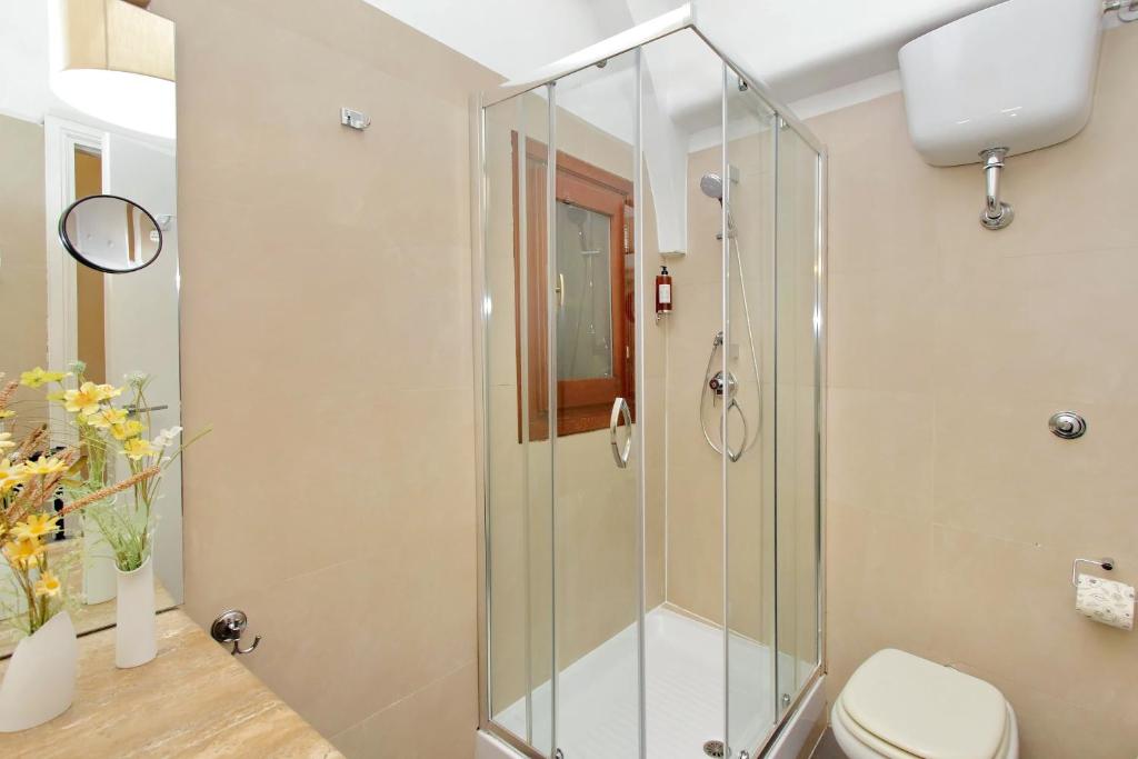 Kúpeľňa v ubytovaní B&G Navona Apartment