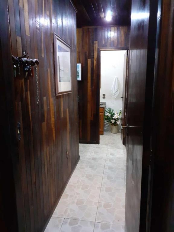  Casa Inteira com Piscina na Riviera - SP
