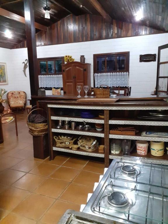 Casa Inteira com Piscina na Riviera - SP