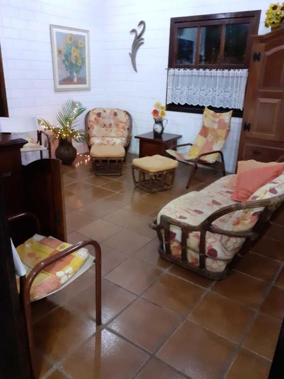  Casa Inteira com Piscina na Riviera - SP
