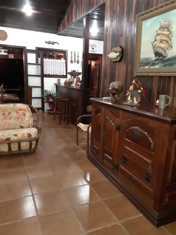  Casa Inteira com Piscina na Riviera - SP