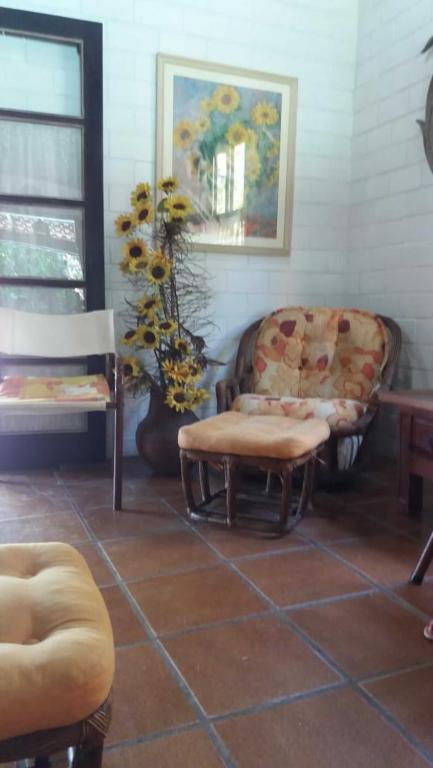  Casa Inteira com Piscina na Riviera - SP