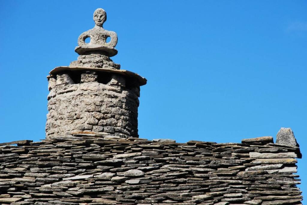 Booking.com: Casa Rural La Vieja Cadiera , Aineto, España ...