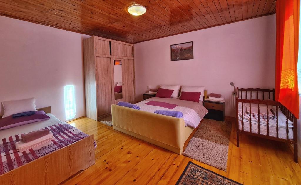 Postel nebo postele na pokoji v ubytování Holiday Home Radočaj