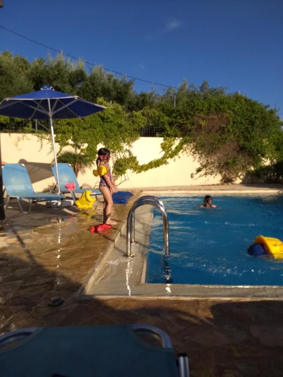 Bazén v ubytovaní dreamvillas-crete - villa Helios - villa Thalassa alebo v jeho blízkosti