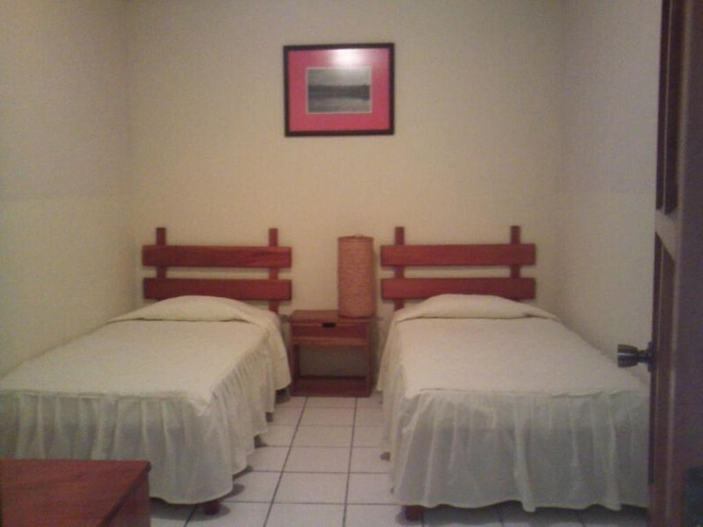 Nakum Hotel - Habitación Gemela