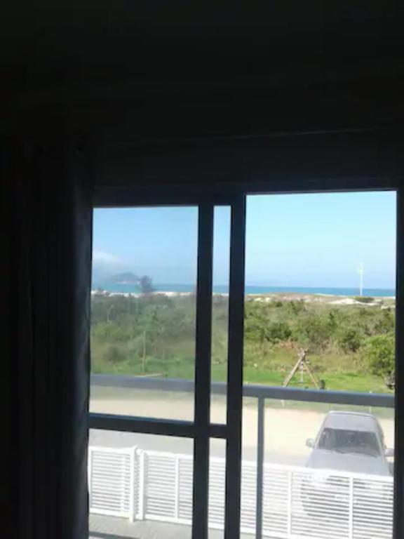  Sobrado de frente pro mar- Pinheira- Palhoça SC