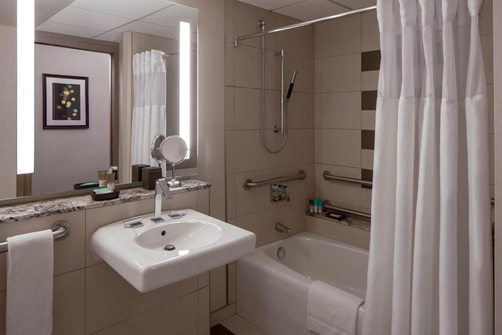 Hyatt Regency Indianapolis at State Capitol - 