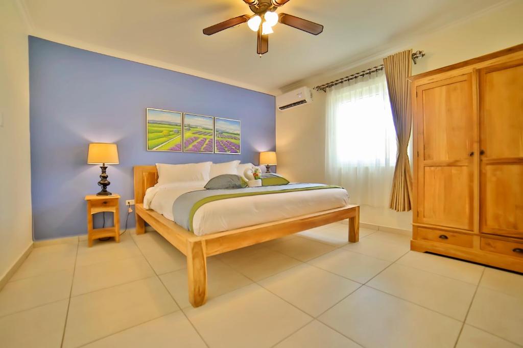 Letto o letti in una camera di Pearl Aruba Condos