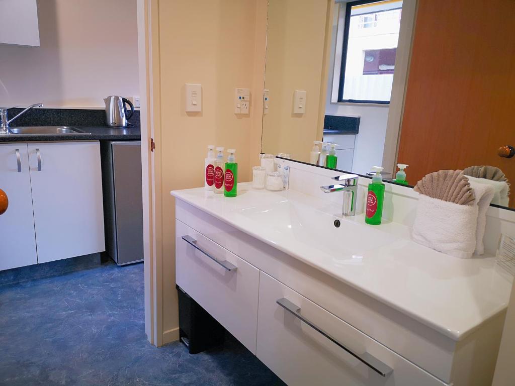 Aston Court Motel - Resim 5