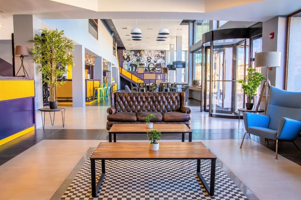 Istumisnurk majutusasutuses Hotel Modular Express Calama