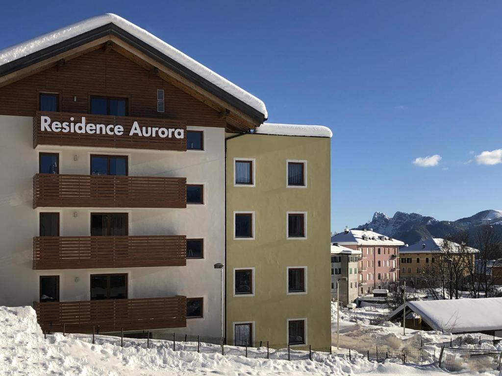 Widok na góry z tego aparthotelu