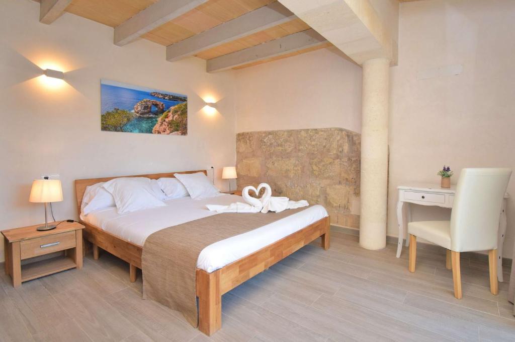 Agroturisme Es Racó De Maria - Double Room With Garden View Or Terrace