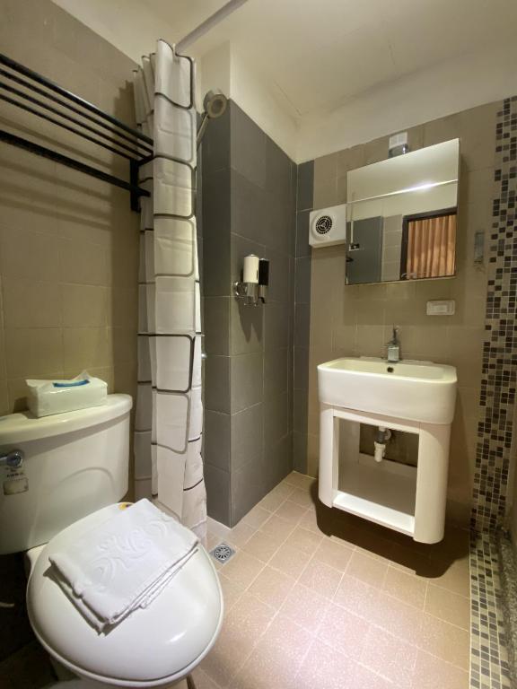 Koupelna v ubytování IN99 Hotel